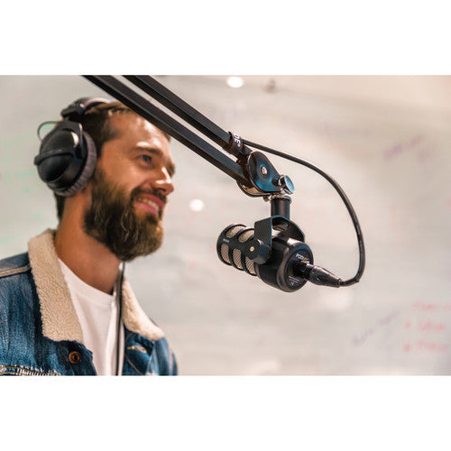 Rode PodMic Microfone Dinâmico para Podcasting Profissional