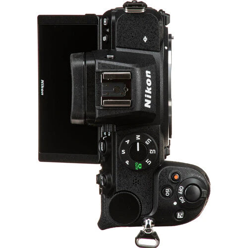 Nikon Z5 Mirrorless Full-Frame 24.3MP com 4K UHD