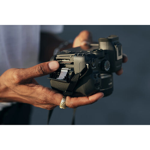 Canon EOS R7 Kit com Lente RF-S 18-150mm - Mirrorless 32.5MP 4K