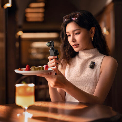 DJI Osmo Pocket 3 Creator Combo – Câmera Portátil 4K Estabilizada