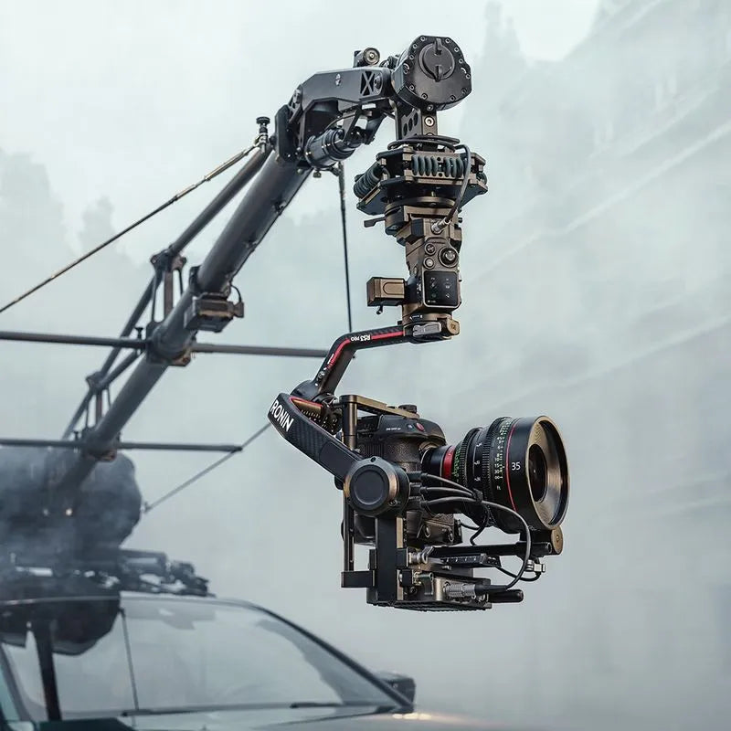 DJI RS 3 Pro Combo  Estabilizador Para Câmeras DSLR