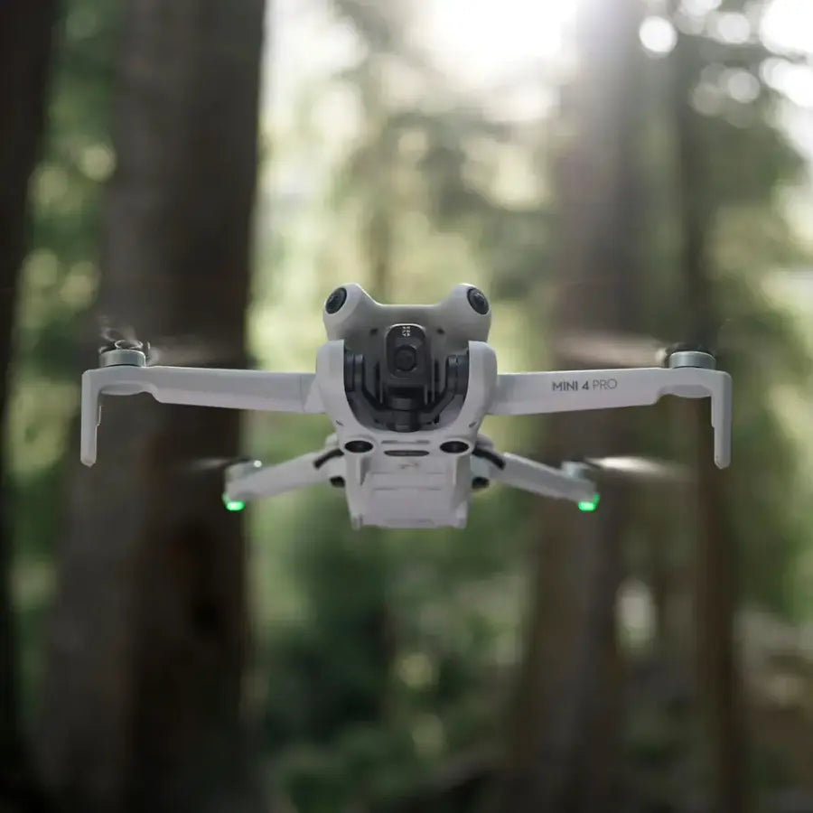 Drone DJI Mini 4 Pro Fly More Combo Plus – 45min de Voo